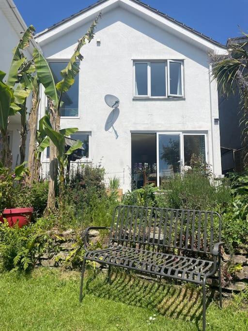 Stunning, Modern And Spacious House - Truro Zewnętrze zdjęcie