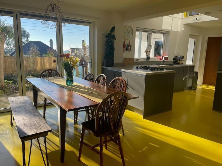 Stunning, Modern And Spacious House - Truro Zewnętrze zdjęcie